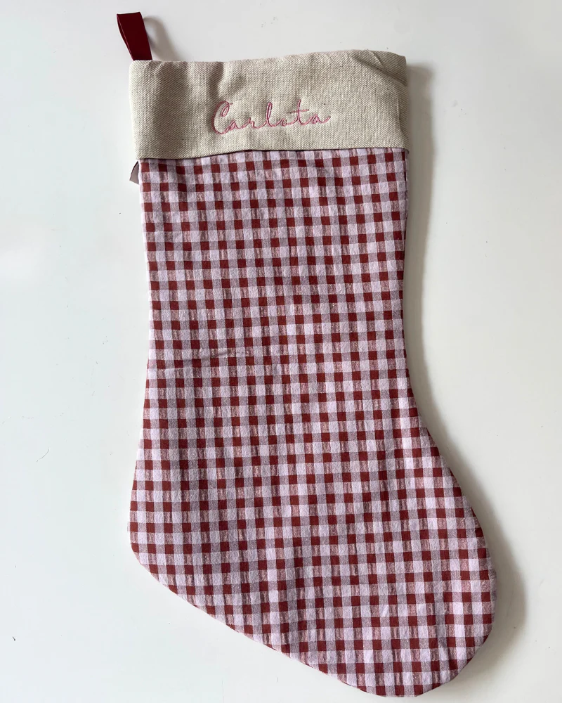 Calcetín de Navidad bordado Carlota