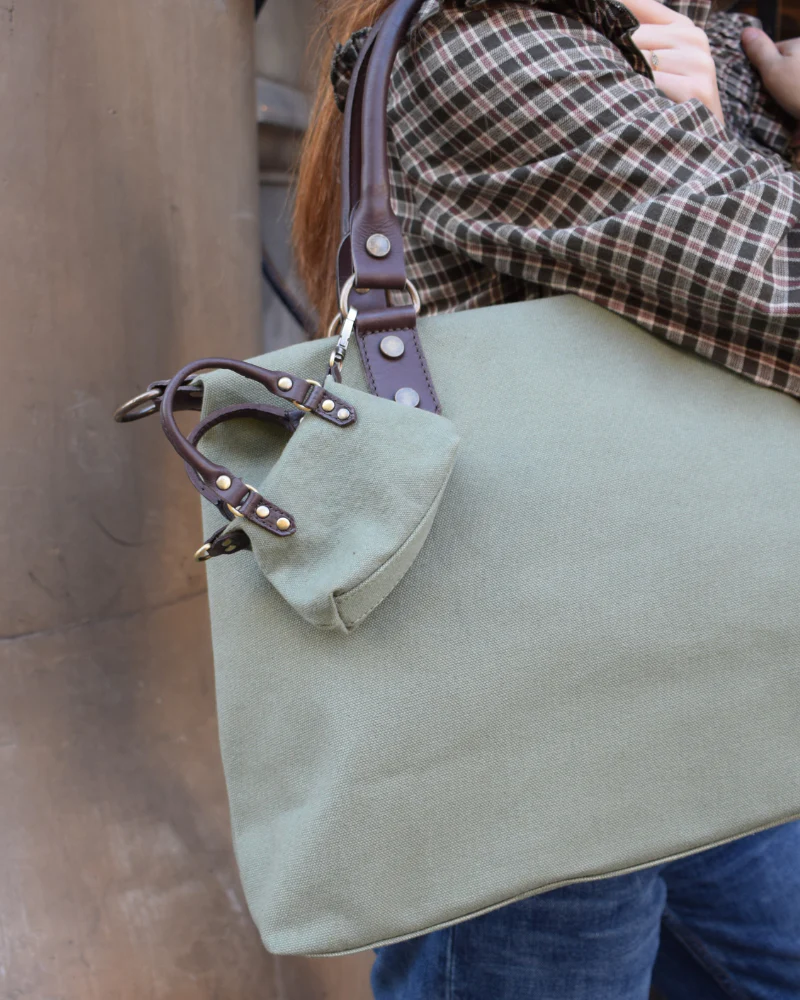 Charm bolso Federica Kaki - Image 4