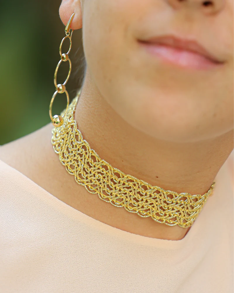 Choker Golden Crochet - Image 3