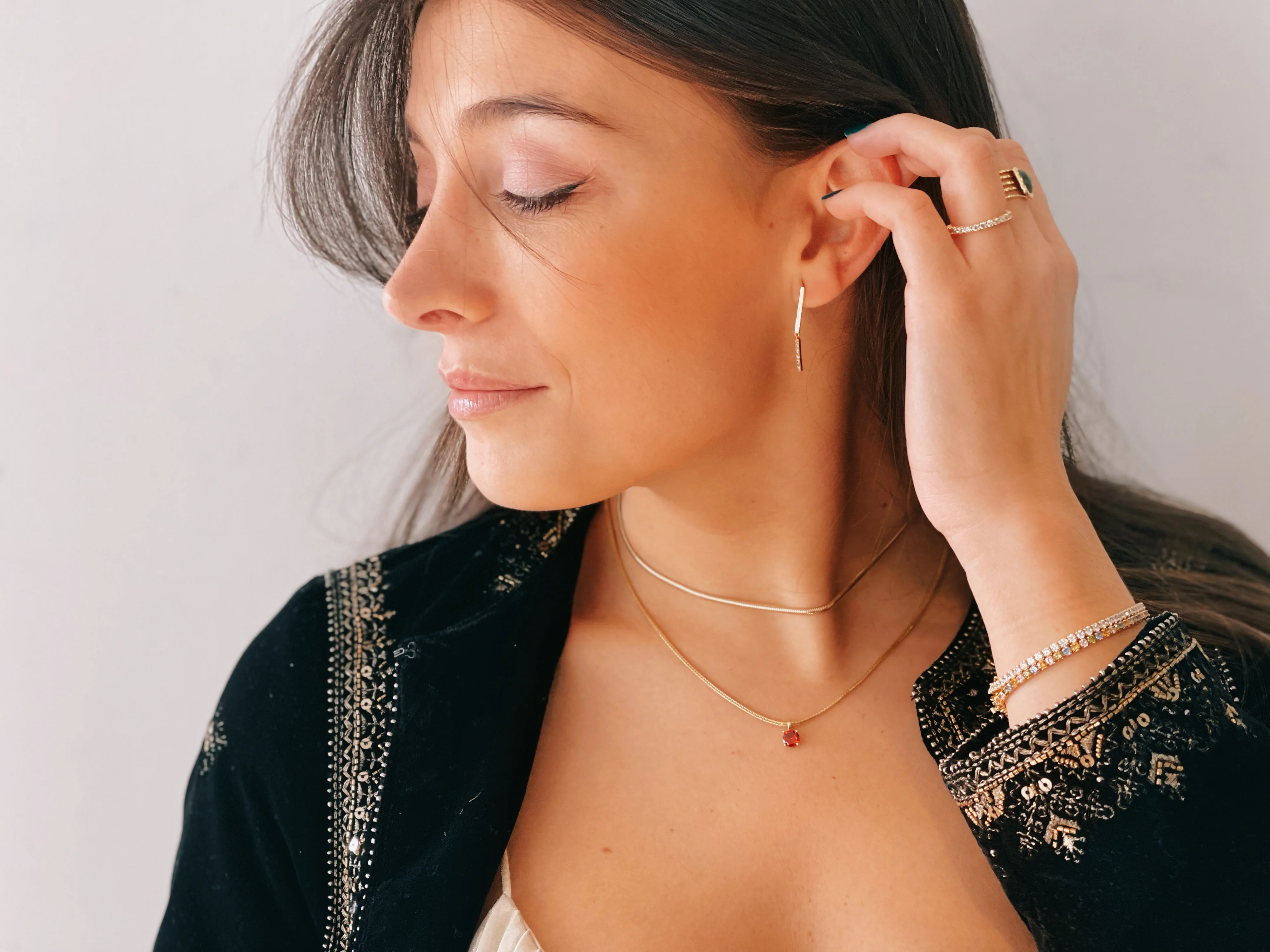 Collar Amuleto Granate Gold - Image 3