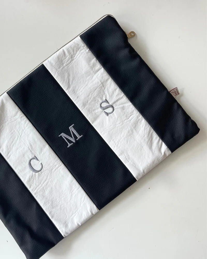 Funda personalizada Alba bordado CMS