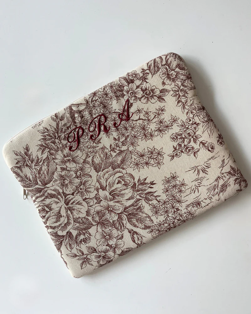 Funda personalizada Toile de jouy granate bordado PRA