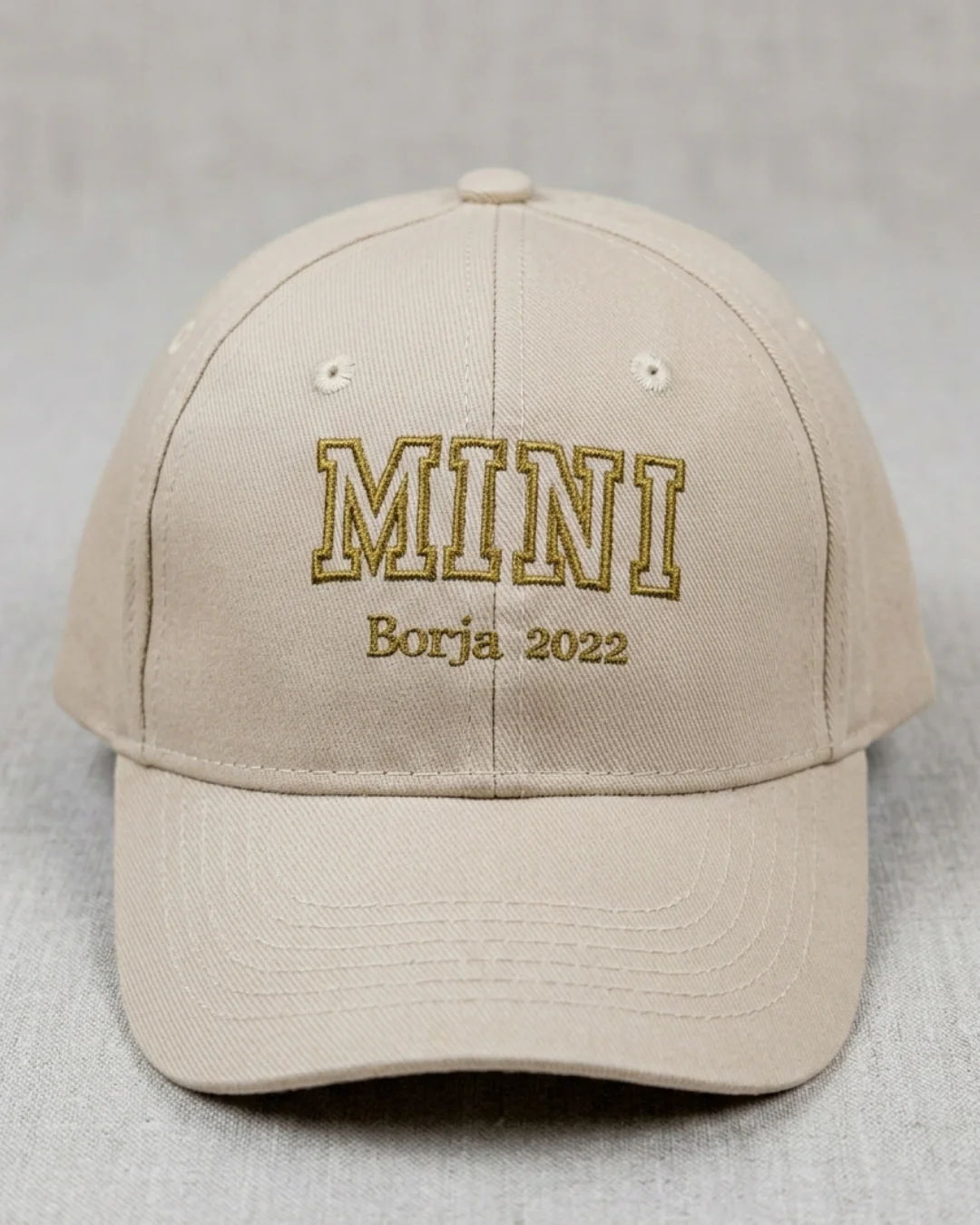 Gorra personalizada MINI letras gruesas