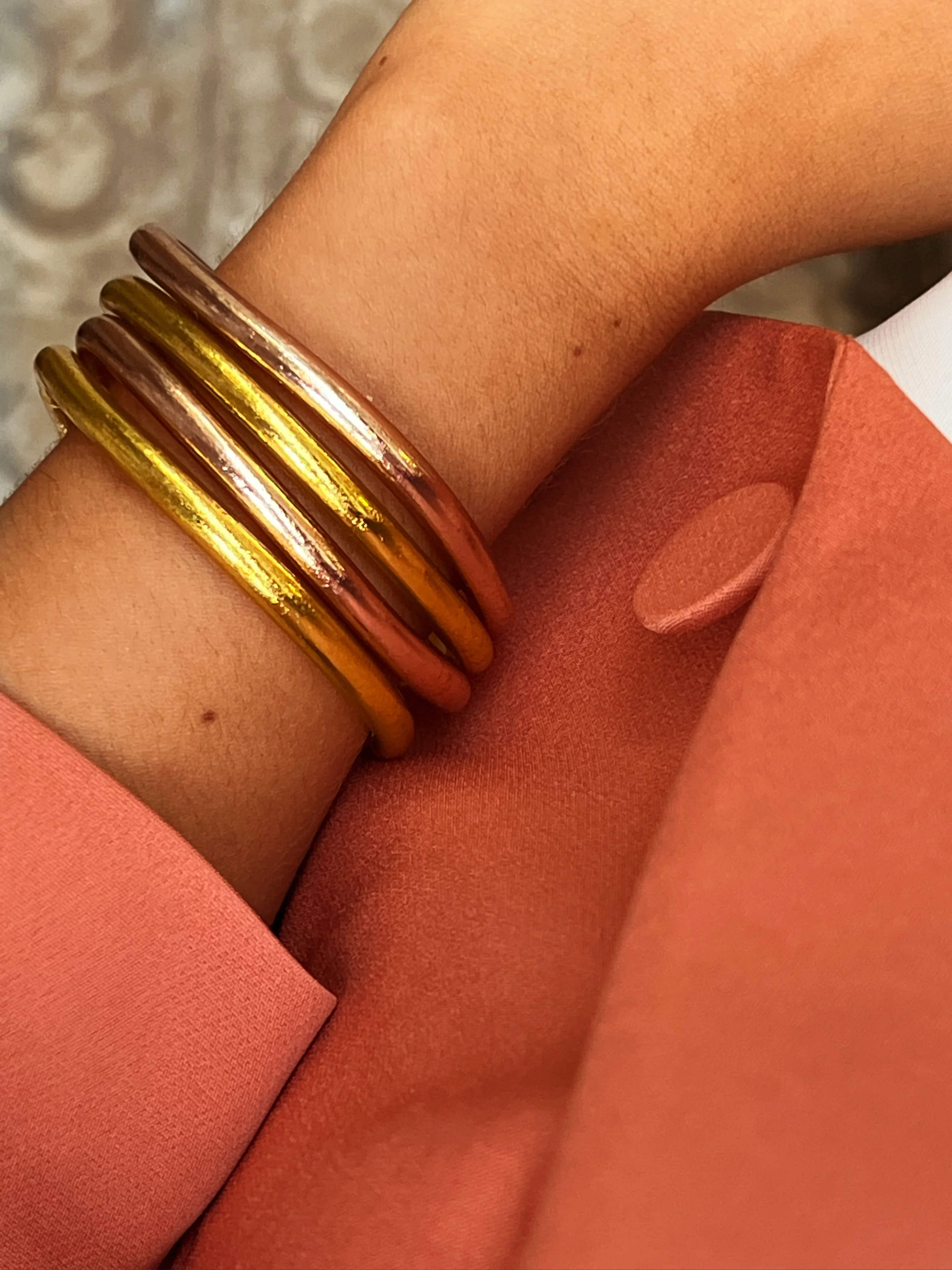 Pack 3 pulseras pan de oro liso: (2 + 1 color) - Image 2