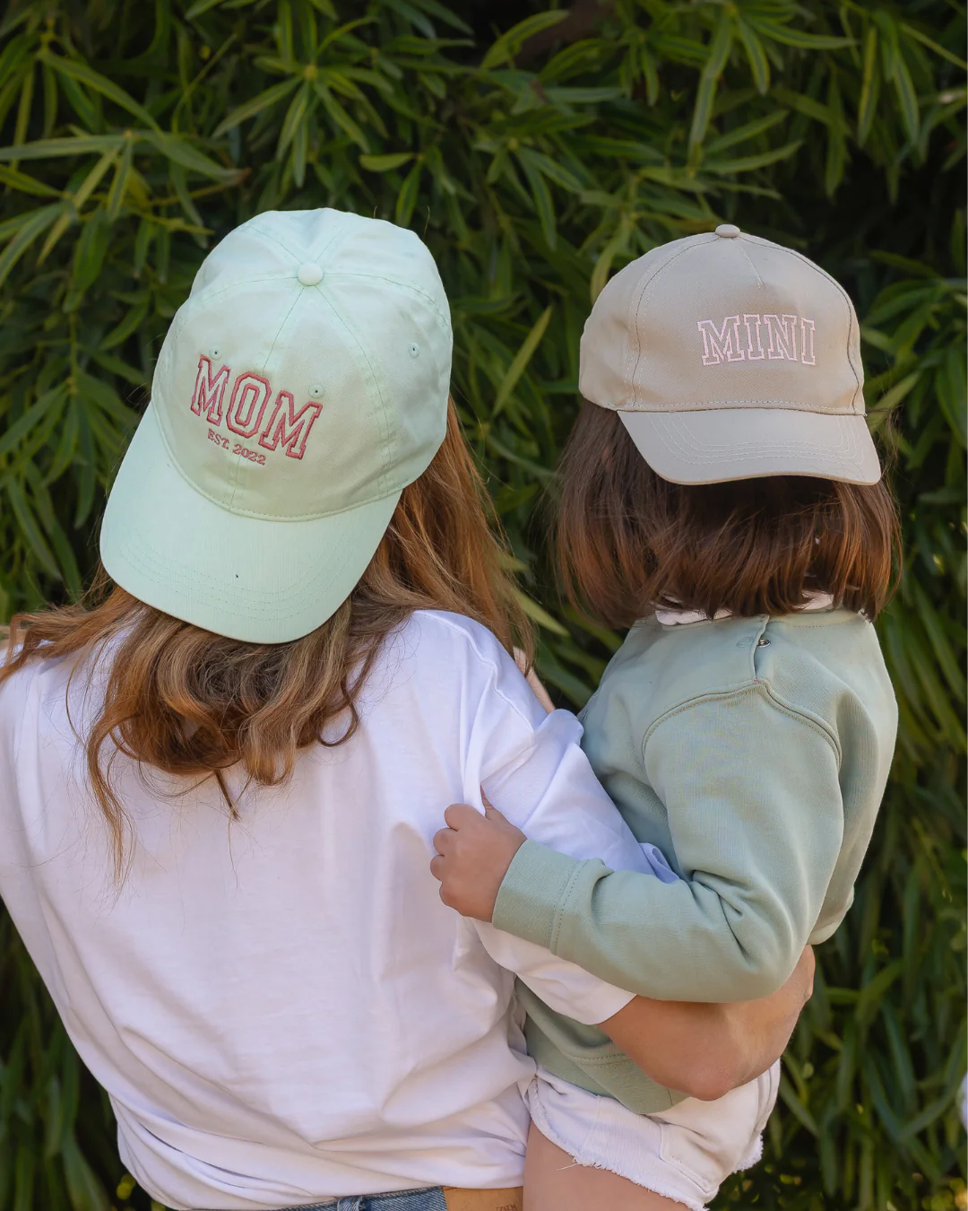 Pack gorras personalizadas MOM y MINI letras gruesas - Image 8