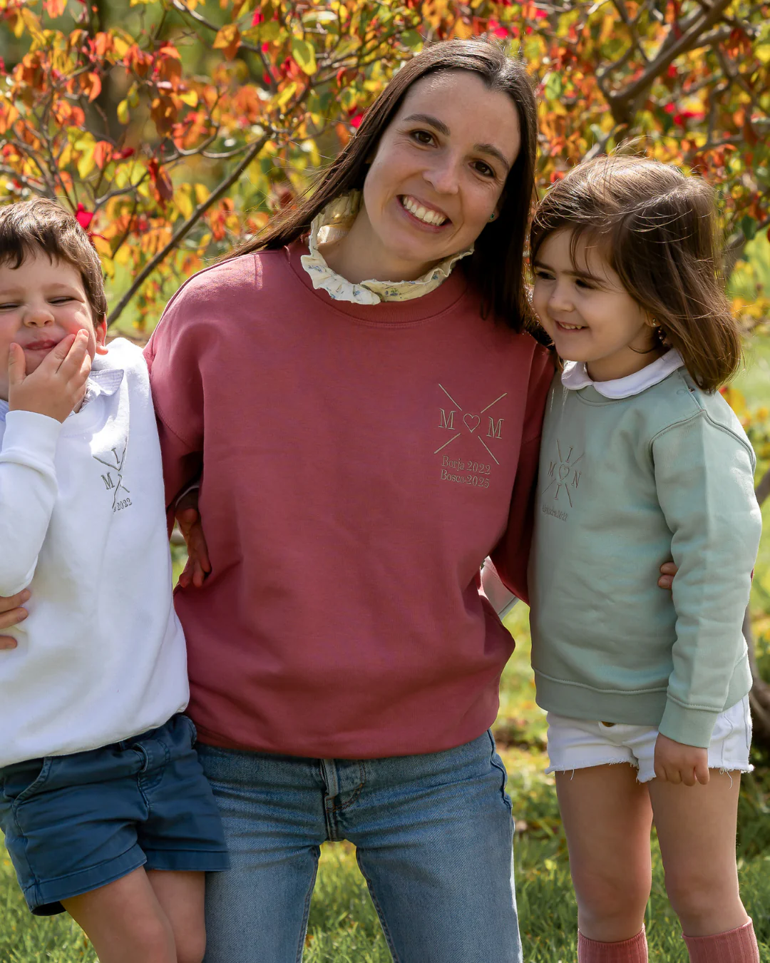 Pack sudaderas MOM y MINI bebé cruz corazón (hasta 36 meses) - Image 3