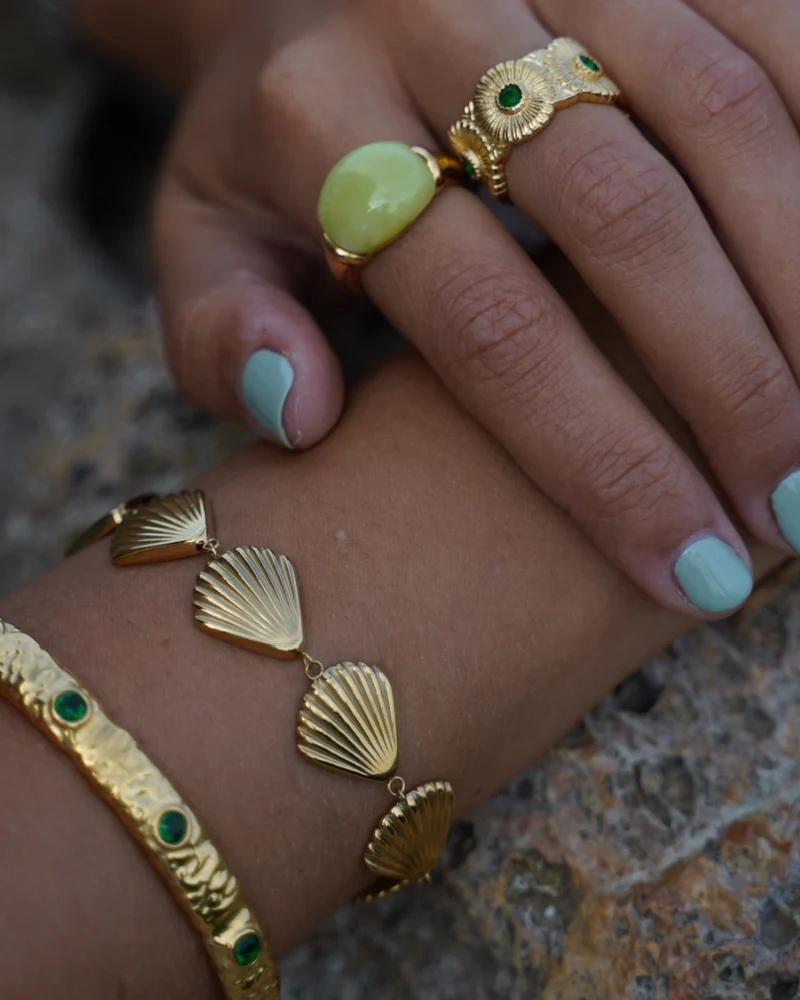 Pulsera conchitas - Image 3
