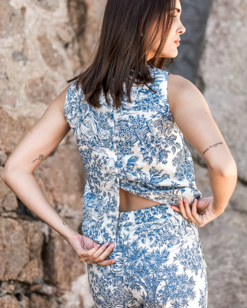 Set top y pantalón Toile de Jouy azul - Image 6