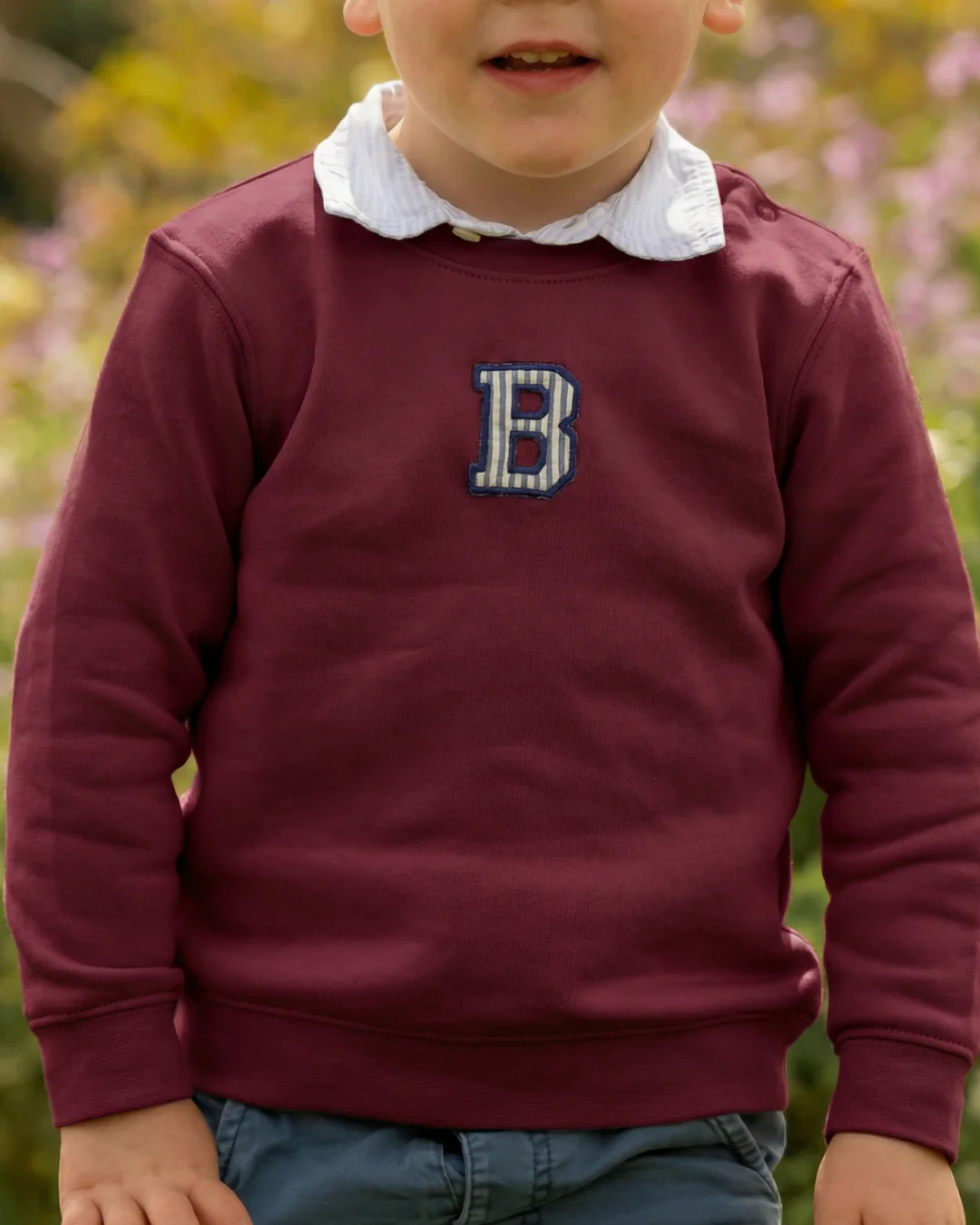 Sudadera personalizada Inicial mini granate - Image 2