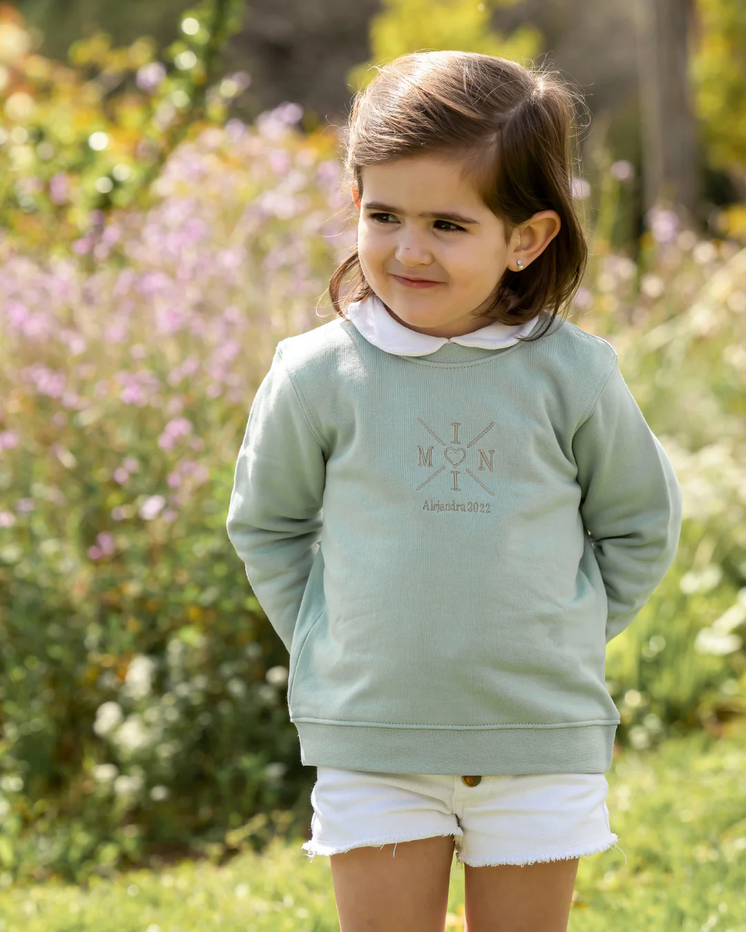 Sudadera personalizada mini cruz corazón verde mint - Image 2